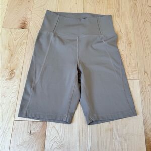 Girlfriend Collective Beige Shorts